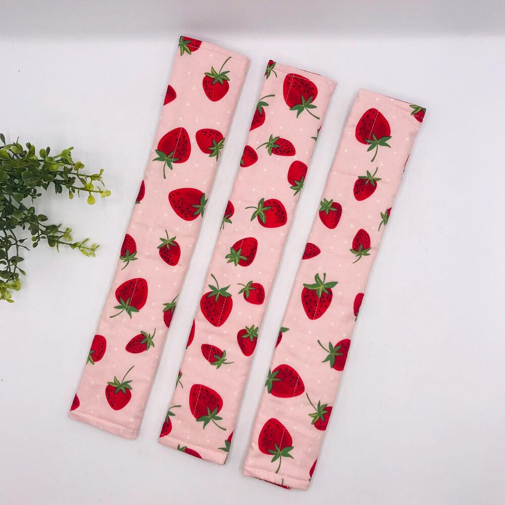 Set of 3 Refrigerator Handle Covers, Reversible Strawberries Pink Red 14x5